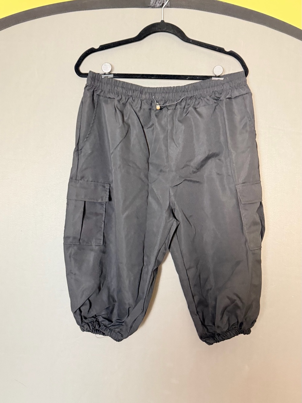 Womens 2pk Black and Tan- Cargo Jogger Capris with Elastic Hem